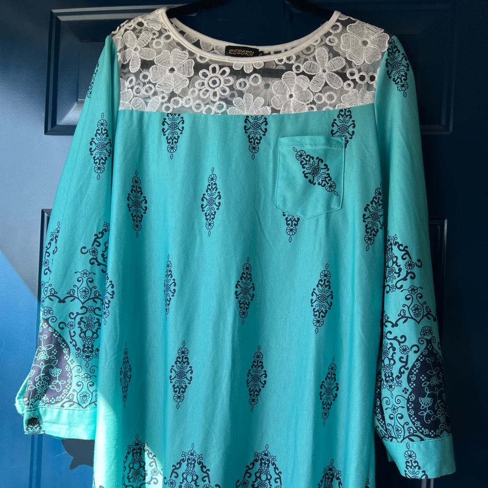 Reborn Lace Top Tunic with Button Back.